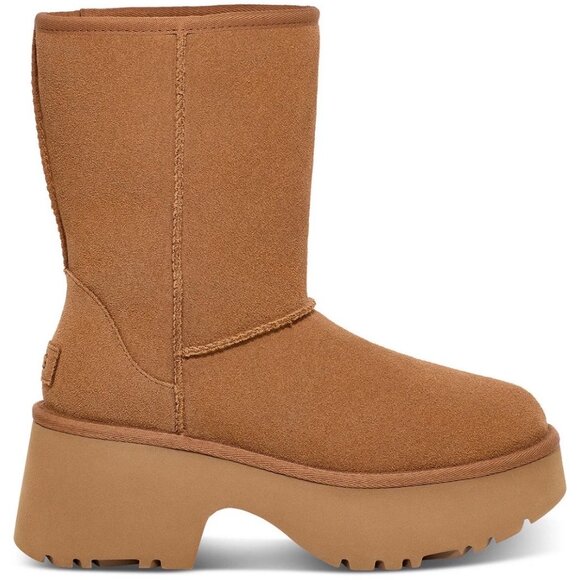 Woman's Boots UGG Classic Short New Height in Chestnut 11M - Picture 2 of 7